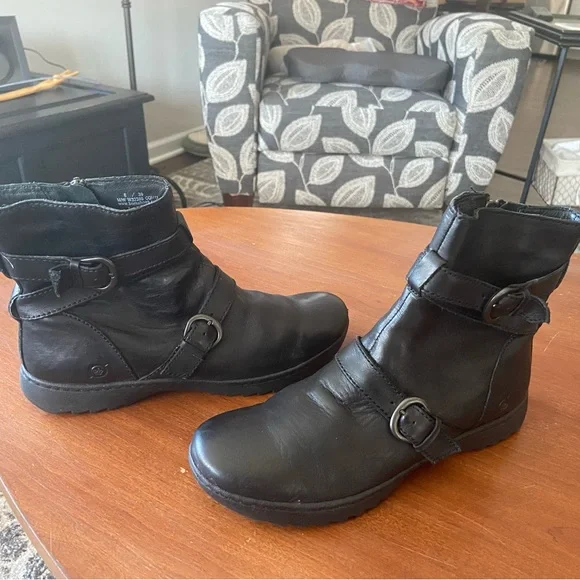 Born Leather Black Ankle Booties with Buckle Detail - Picture 11 of 11
